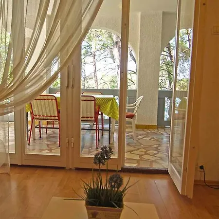 Koprtla 2 Apartment Mali Losinj